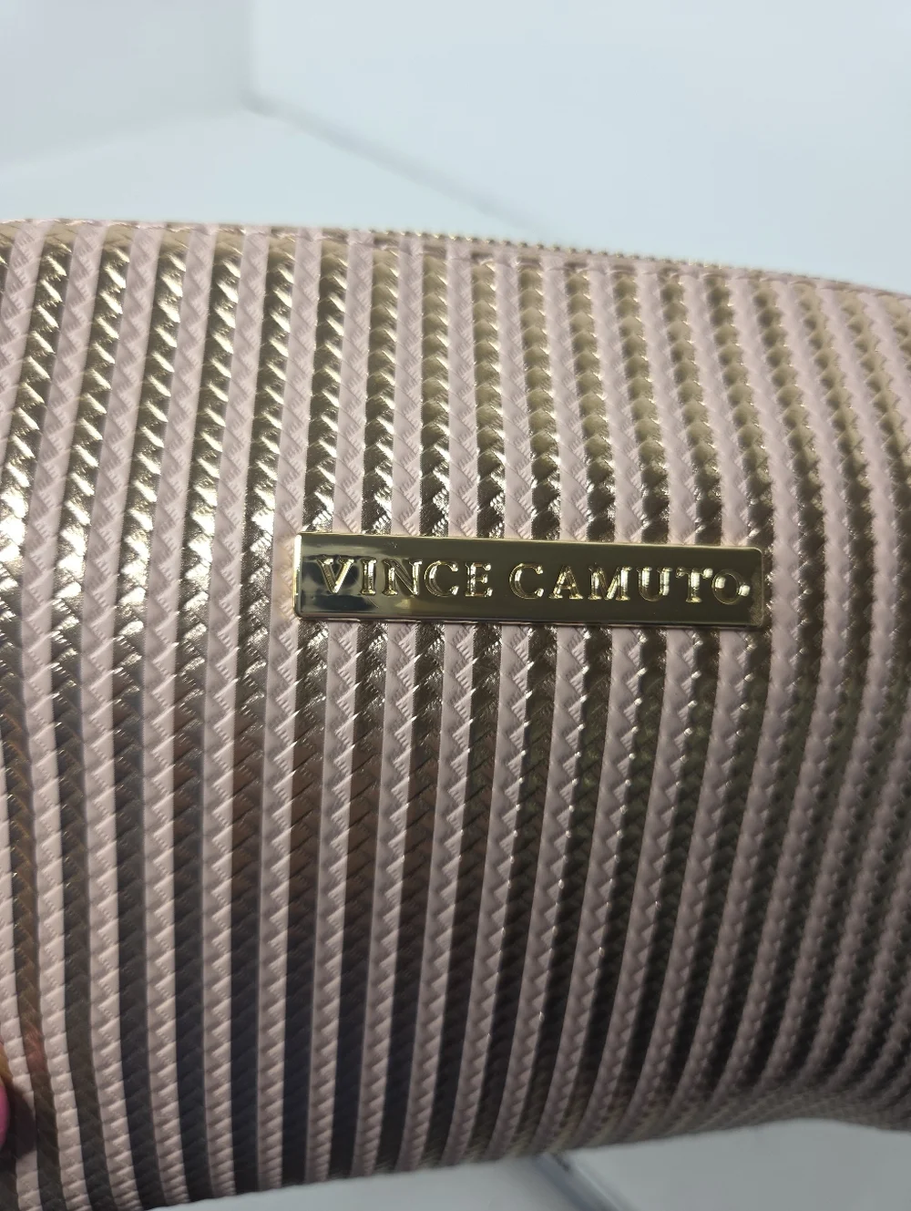Vince Camuto vince camuto